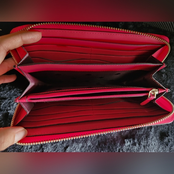 Kate spade zip wallet - Picture 3 of 6